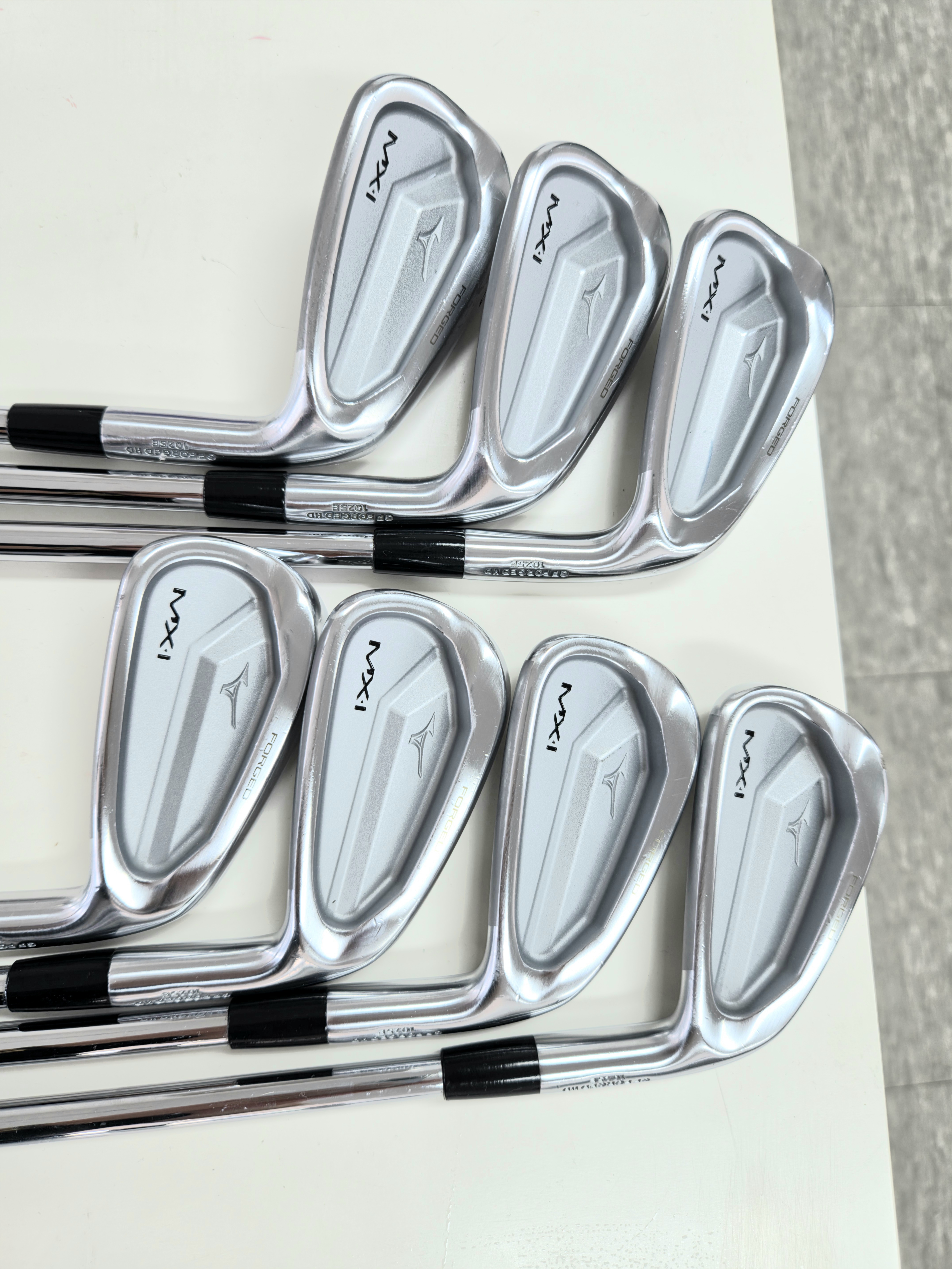 MX-1 iron set